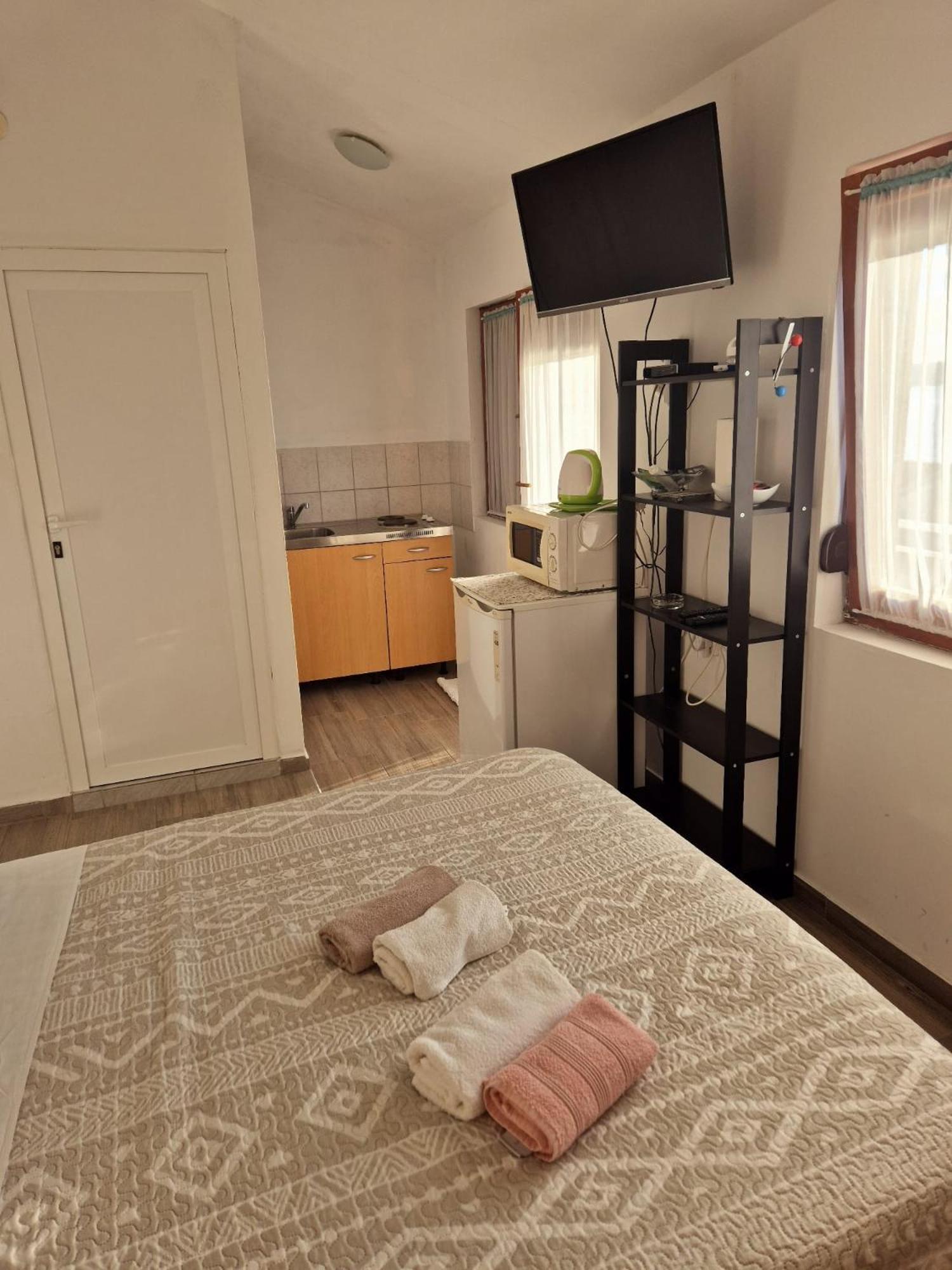 Apartments Bele Масленица Екстериор снимка